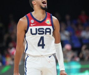 德布劳内关键节点逆转，加拿大队带队取胜！的简单介绍-开云娱乐