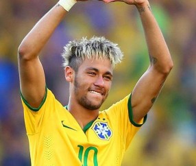 内马尔在切尔西比赛中绝杀，惊险取胜引发热议！的简单介绍-开云体育入口